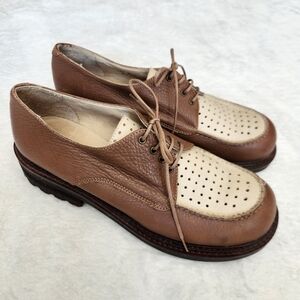 Vtg Giraudon Sport New York Plug Lug Sole Perforated Oxford Lace Up Women 40 9
